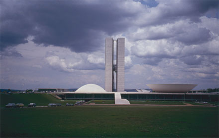 Niemeyer, Palacio Legislativo, Brasilia. Foto: Louise Noelle.